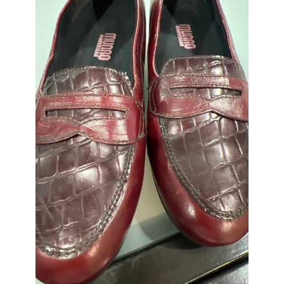 Munro Carrie Burgundy Leather Loafers – Embossed Crocodile Toe – Size 9 M Sale!! - Picture 6 of 11